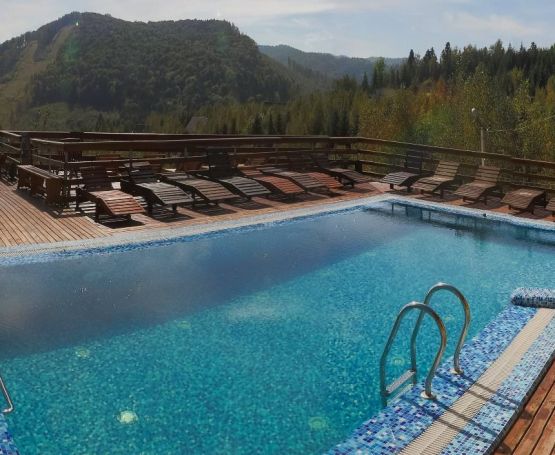 Відпочинок в готелі в Карпатах з басейном: легкість вибору